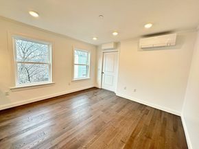 109 Boardman St 6, Boston MA 02128
