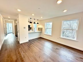 109 Boardman St 6, Boston MA 02128