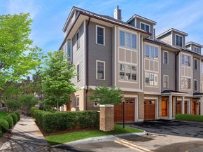 21 Crowninshield Rd 21, Brookline MA 02446