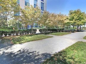 2 Earhart Street 1001, Cambridge MA 02141