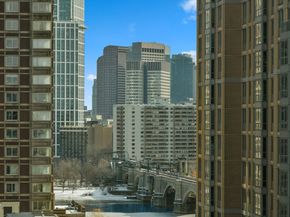 2 Earhart Street 1001, Cambridge MA 02141