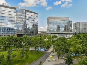 2 Earhart Street 1001, Cambridge MA 02141