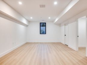 290 Watertown Street 3., Newton MA 02458