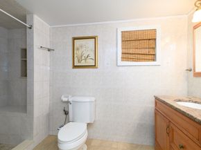 92 Mercury St, Weymouth MA 02188