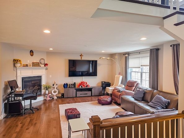 239 Woodland St 3, West Boylston MA 01583