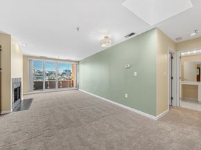 4 Canal Park PH8, Cambridge MA 02141