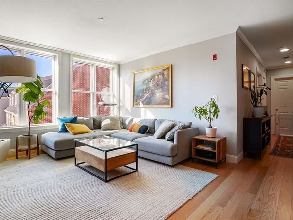 65 Chelsea Street 305, Boston MA 02129