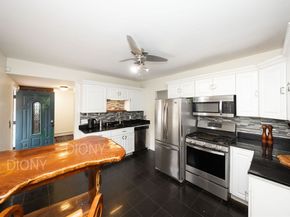 129 School St., Warren MA 01083