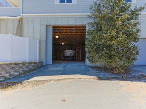 12 Groveland St, Wareham MA 02532