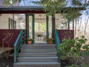 162 Western Ave, Sherborn MA 01770