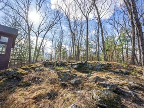 162 Western Ave, Sherborn MA 01770