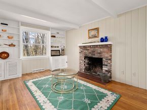 162 Western Ave, Sherborn MA 01770