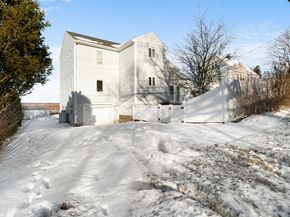 18 Northridge Rd, Ipswich MA 01938