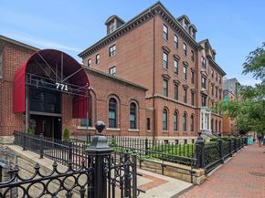 771 Harrison Ave PH612, Boston MA 02118