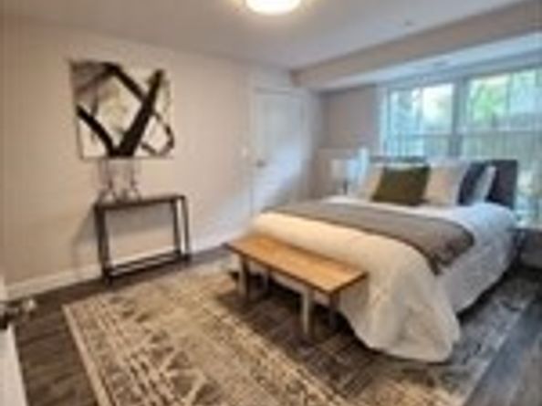 48 Village St 1001, Reading MA 01867