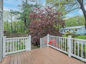 9 Easy St, Northborough MA 01532