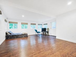 9 Easy St, Northborough MA 01532