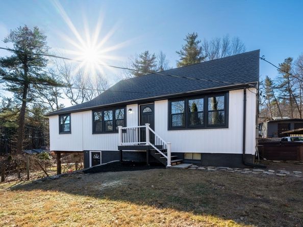 2-6 Stuart Rd, Sterling MA 01564