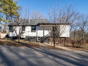 2-6 Stuart Rd, Sterling MA 01564