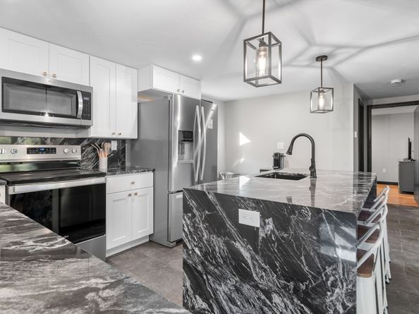 2-6 Stuart Rd, Sterling MA 01564
