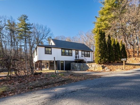 2-6 Stuart Rd, Sterling MA 01564