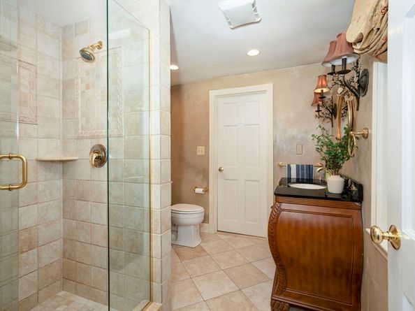 20 Albee Dr, Braintree MA 02184