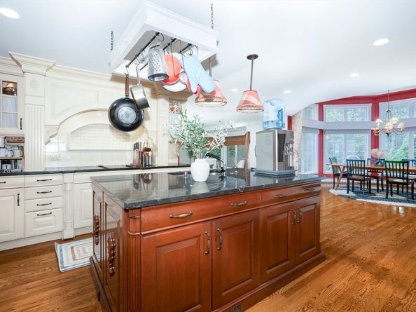 20 Albee Dr, Braintree MA 02184