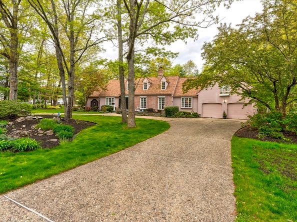 20 Albee Dr, Braintree MA 02184