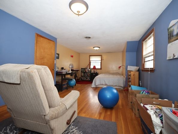 36 Davenport Rd, Needham MA 02494