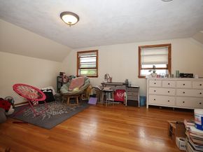 36 Davenport Rd, Needham MA 02494