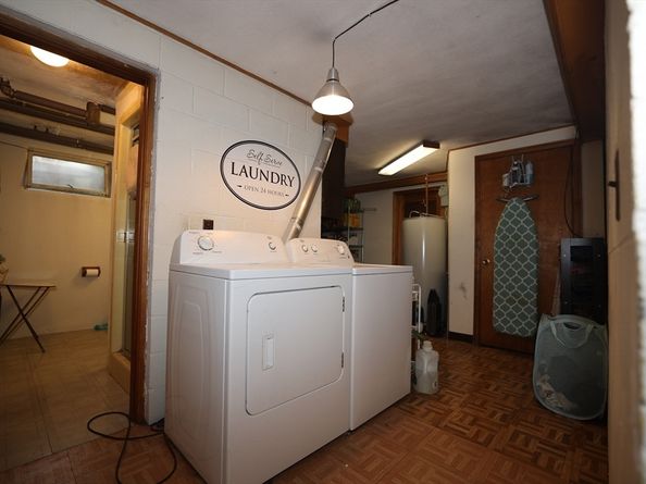 36 Davenport Rd, Needham MA 02494