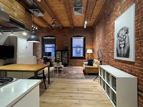 21 Wormwood St 218, Boston MA 02210