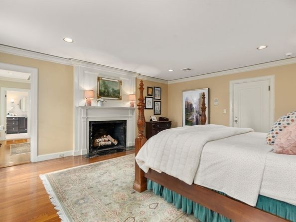 372 Warren Street, Brookline MA 02445