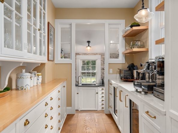 372 Warren Street, Brookline MA 02445