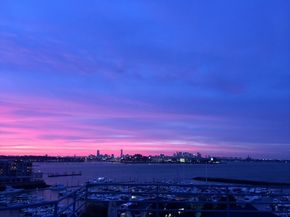 2001 Marina Dr 707, Quincy MA 02171