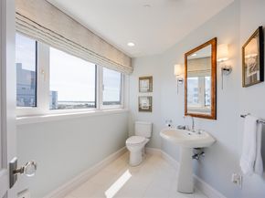 2001 Marina Dr 707, Quincy MA 02171