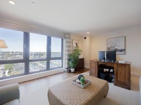 2001 Marina Dr 707, Quincy MA 02171