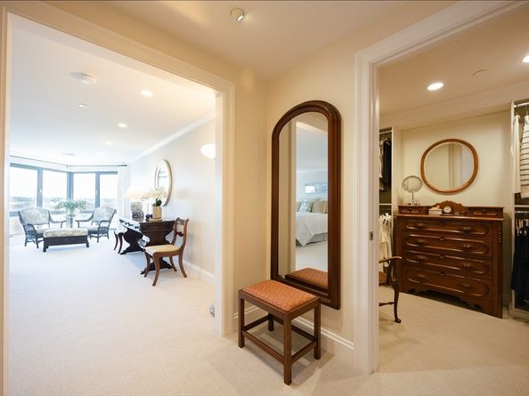 2001 Marina Dr 707, Quincy MA 02171