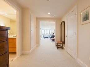 2001 Marina Dr 707, Quincy MA 02171