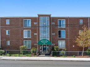 124 Addison Street 15, Chelsea MA 02150