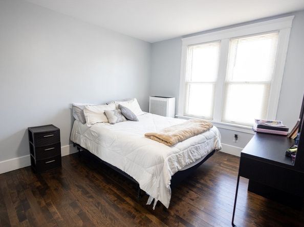 14 Fales St, Worcester MA 01606