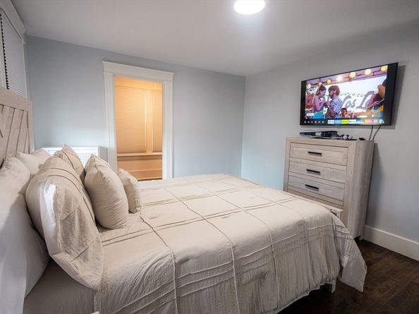 14 Fales St, Worcester MA 01606