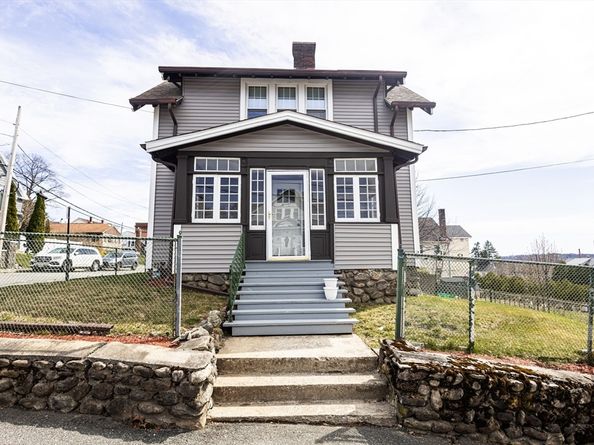14 Fales St, Worcester MA 01606