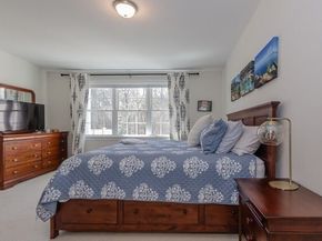 20 Split Rock Ln, Mattapoisett MA 02739