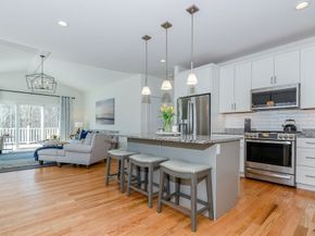 20 Split Rock Ln, Mattapoisett MA 02739