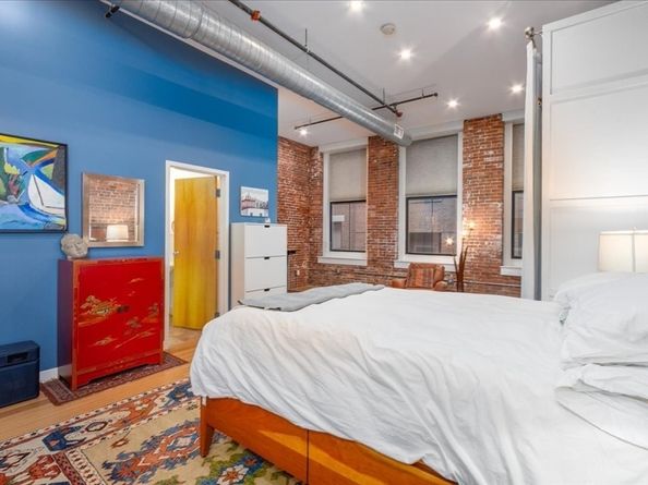 137-139 Pearl St 1, Boston MA 02110