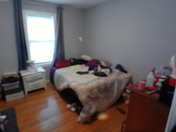 247 Pilgrim Ave, Worcester MA 01604