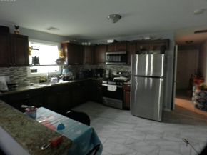 247 Pilgrim Ave, Worcester MA 01604