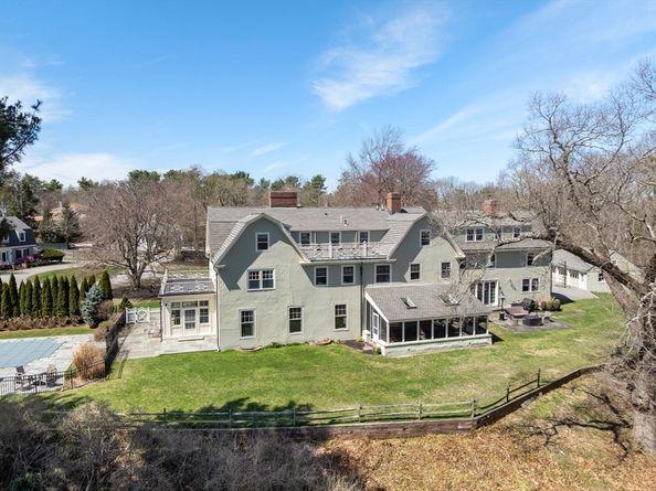 570 Bridge Street, Dedham MA 02026