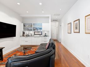 360 Newbury St 709/710, Boston MA 02115